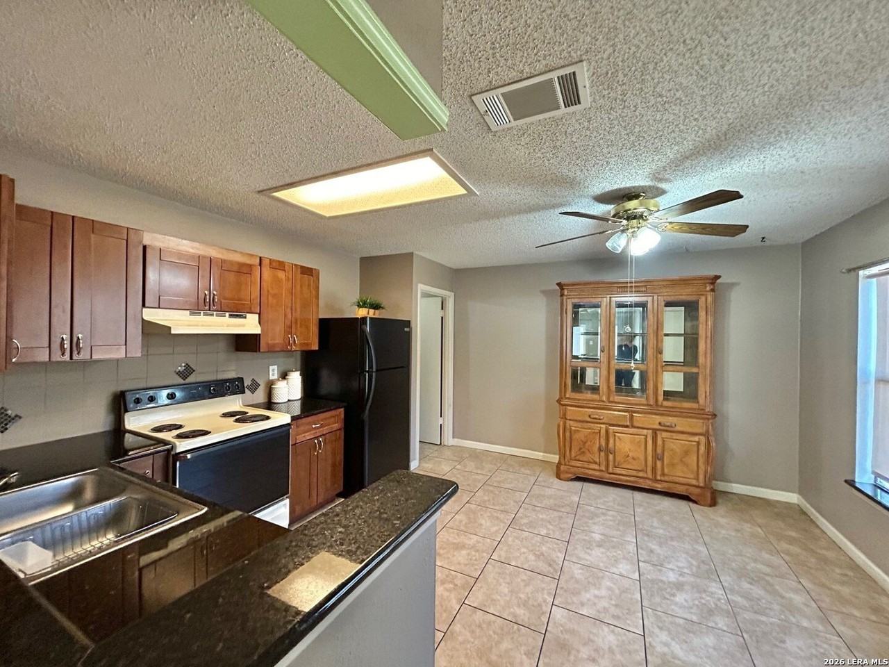 15431 Cross Vine - Photo 6 of 20