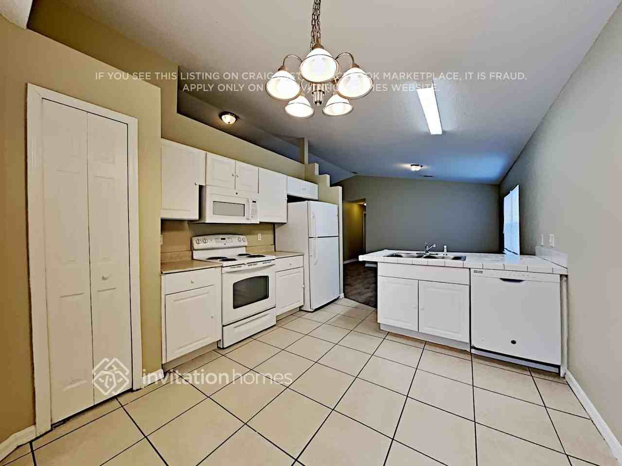 8509 Blackberry Ave - Photo 5 of 15