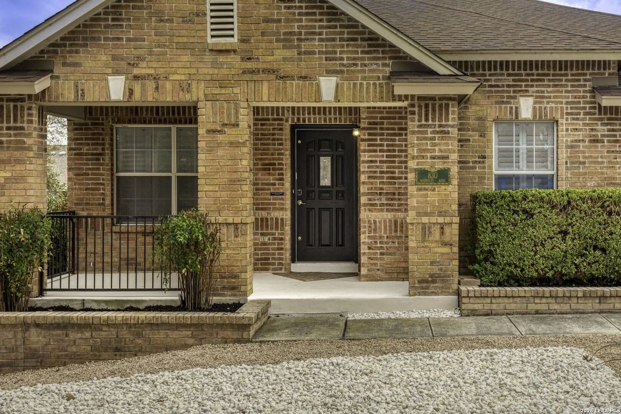 830 Mandolin Wind - Photo 4 of 18