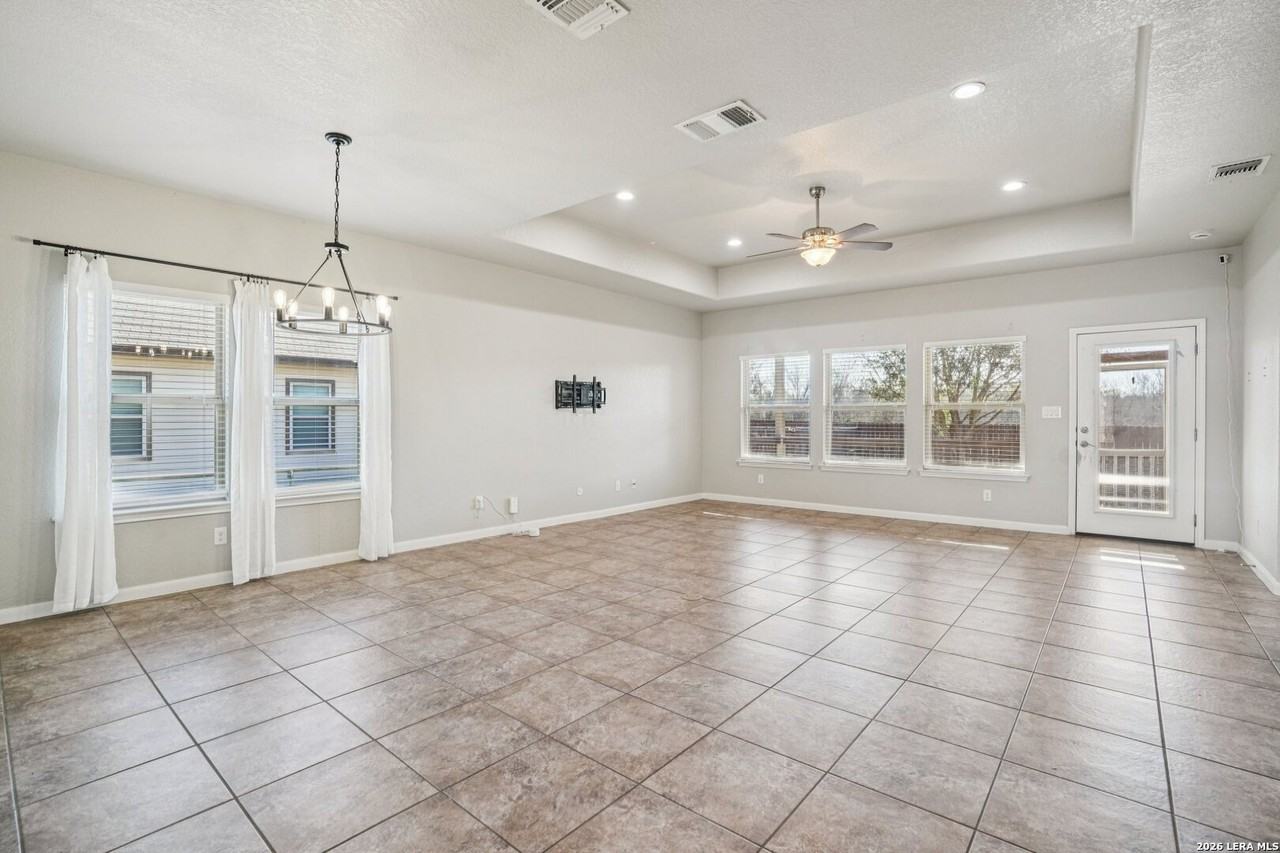 6413 Von Rosk - Photo 7 of 40