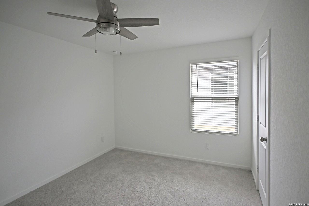 14605 Mudstone Pl - Photo 3 of 17