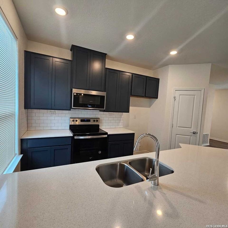 4834 Via Sonoma Trl - Photo 6 of 17