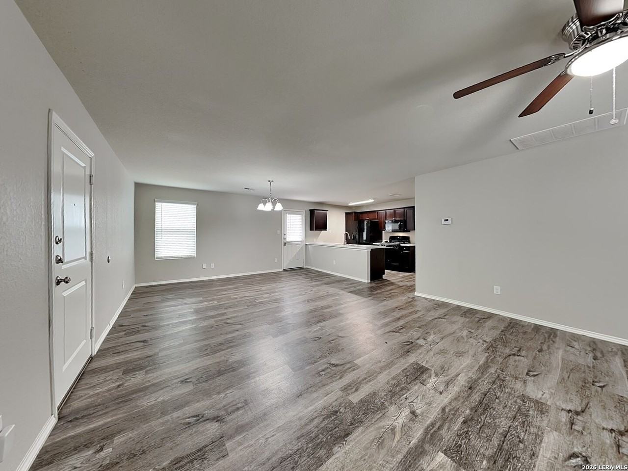 8525 Amistad Cv - Photo 2 of 17