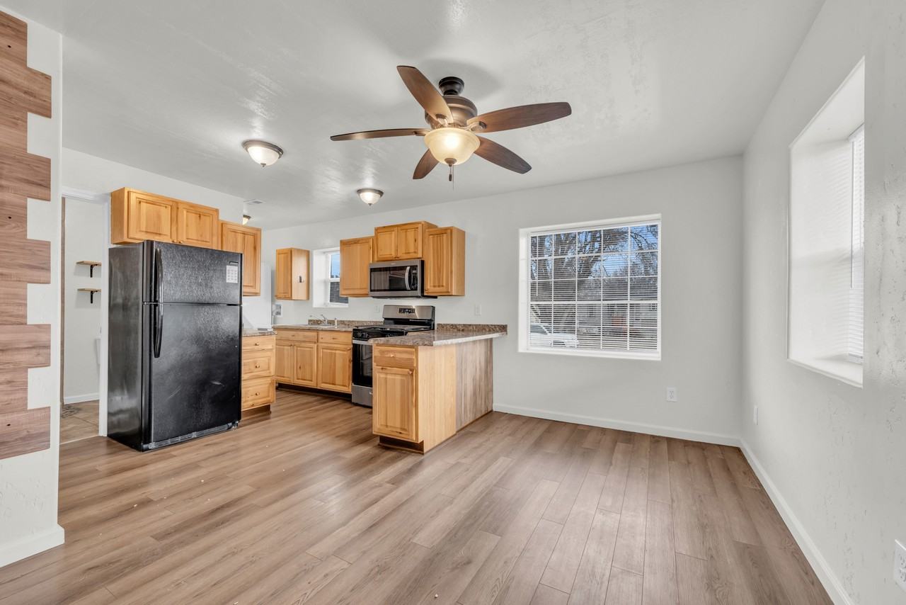 202 202 South Middleton RoadUnit 1 #1 - Photo 3 of 17