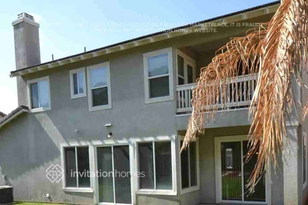 33885 Pinehurst Dr - Photo 3 of 4