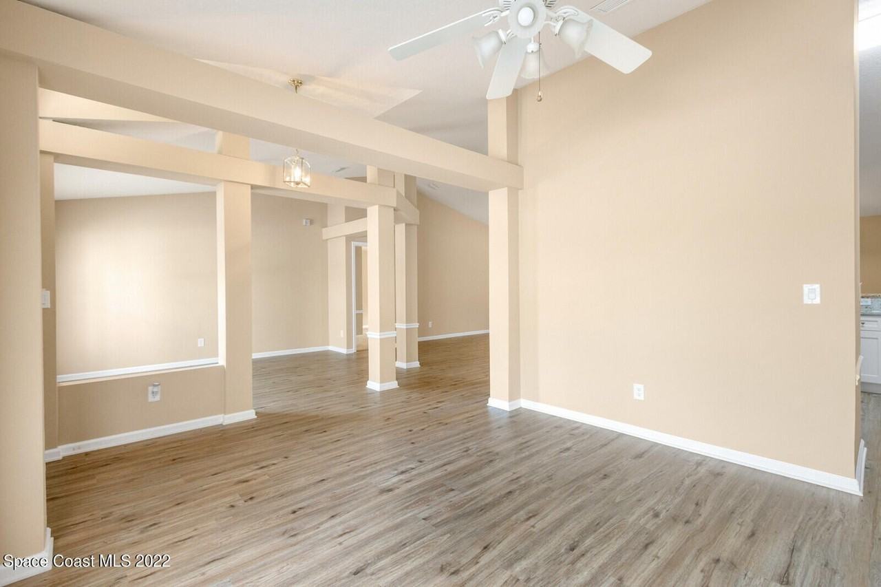 163 Abello Rd Se - Photo 4 of 34