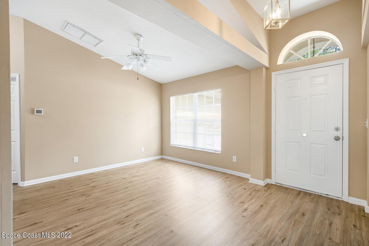 163 Abello Rd Se - Photo 5 of 34