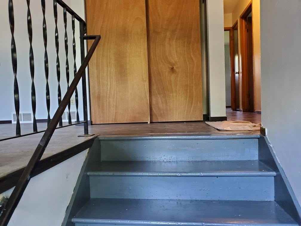 2418 Adler Cir - Photo 3 of 36