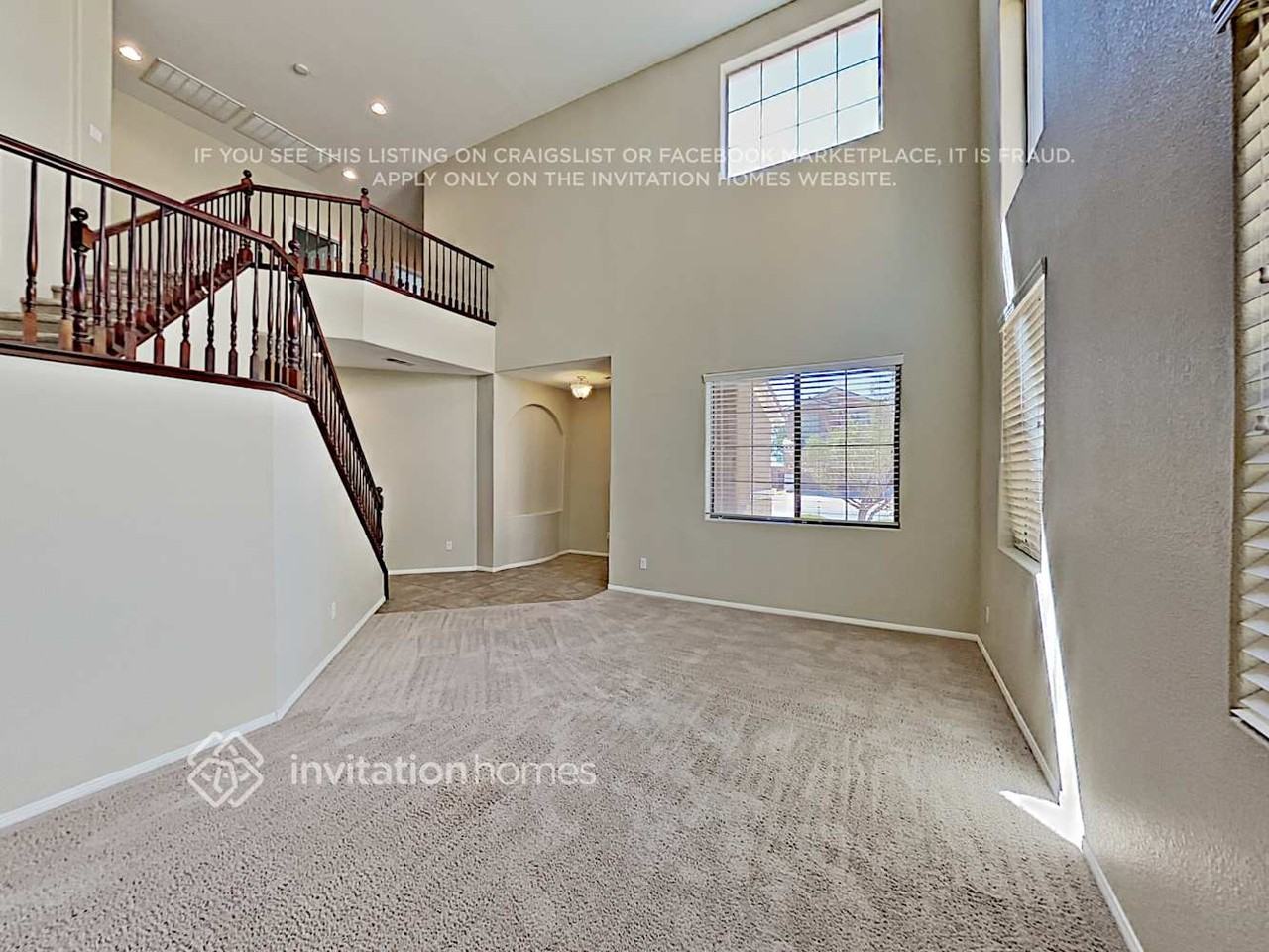 2730 Craigmillar St - Photo 4 of 31