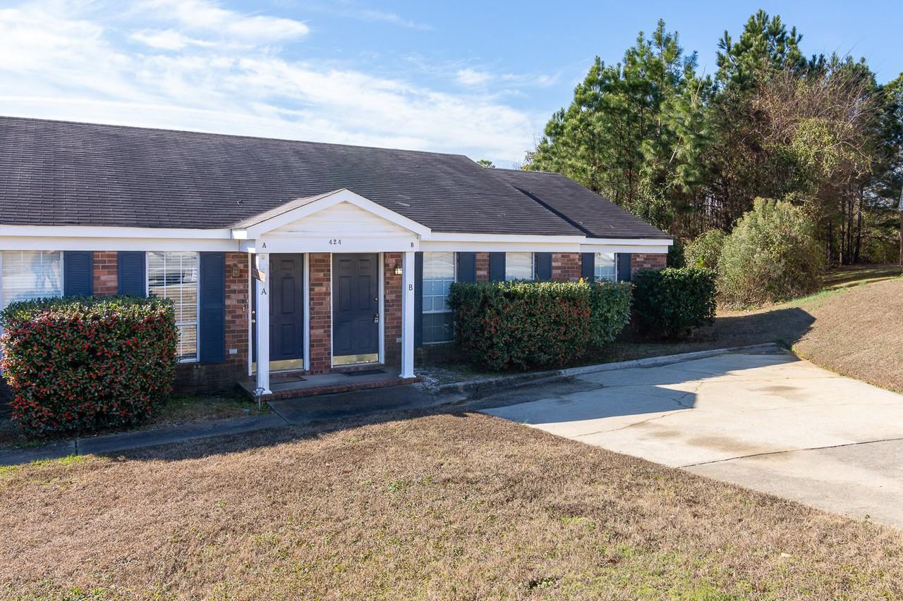 424 Evans Mill Dr #B - Photo 2 of 17