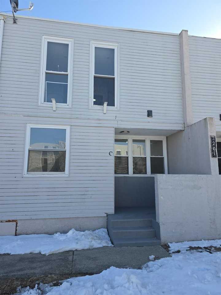 2201 Murray Ave - Photo 3 of 34