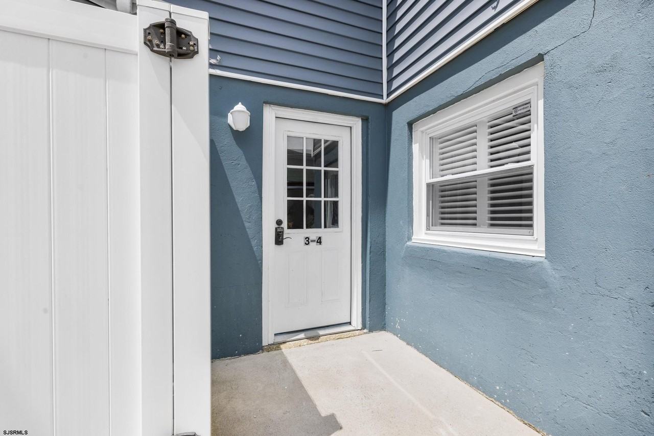 159 Sheridan Sq - Photo 3 of 27