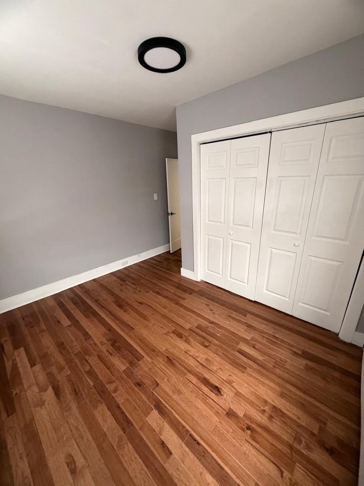 108 Dewitt St 2nd Fl #2 - Photo 2 of 10