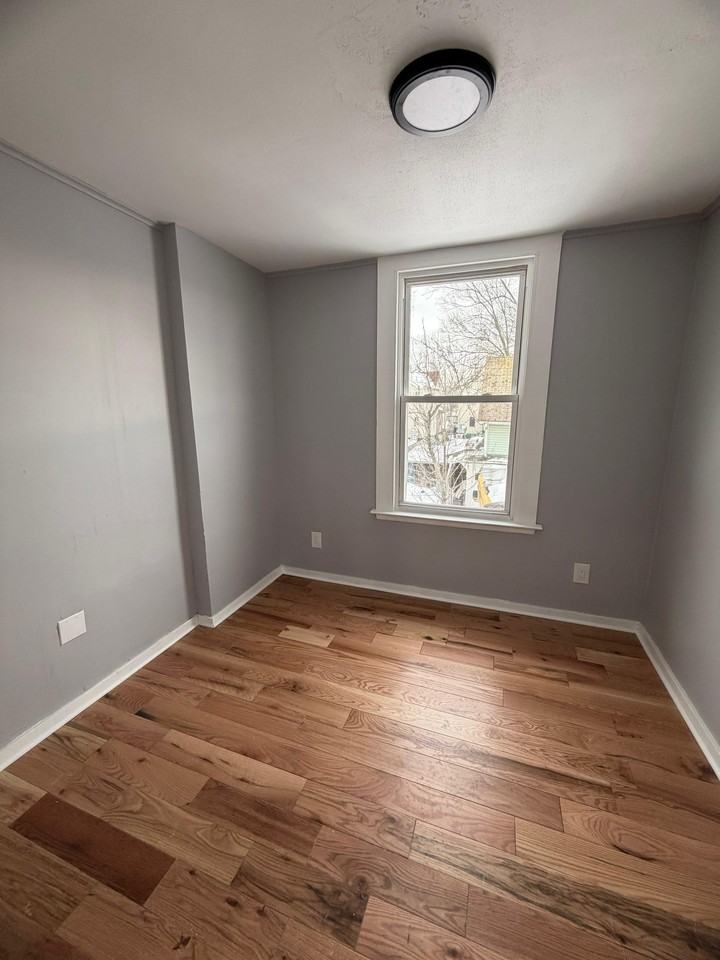 72 Spring St #2 - Photo 5 of 10