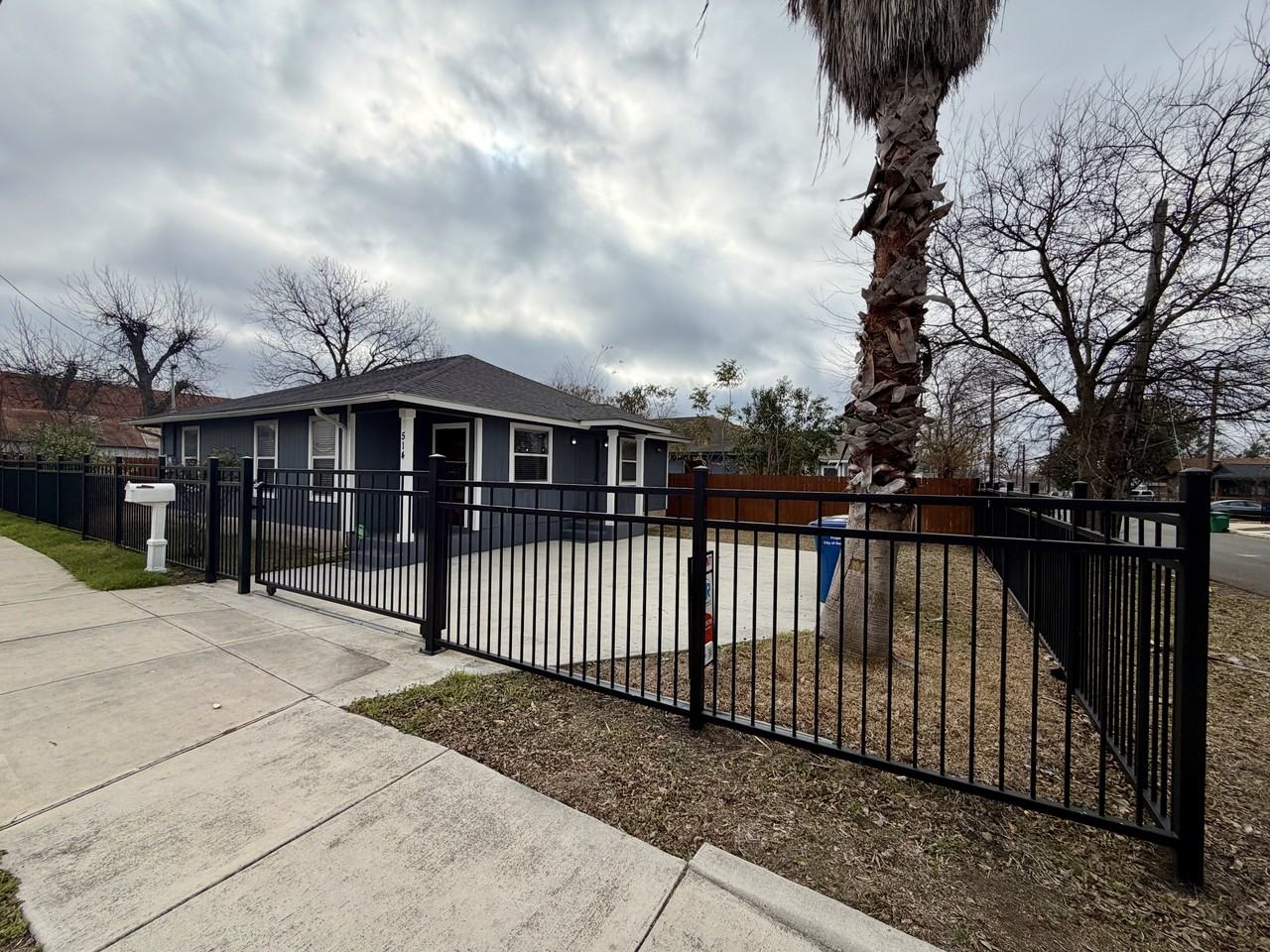 514 Martin Luther King Dr #1 - Photo 6 of 47