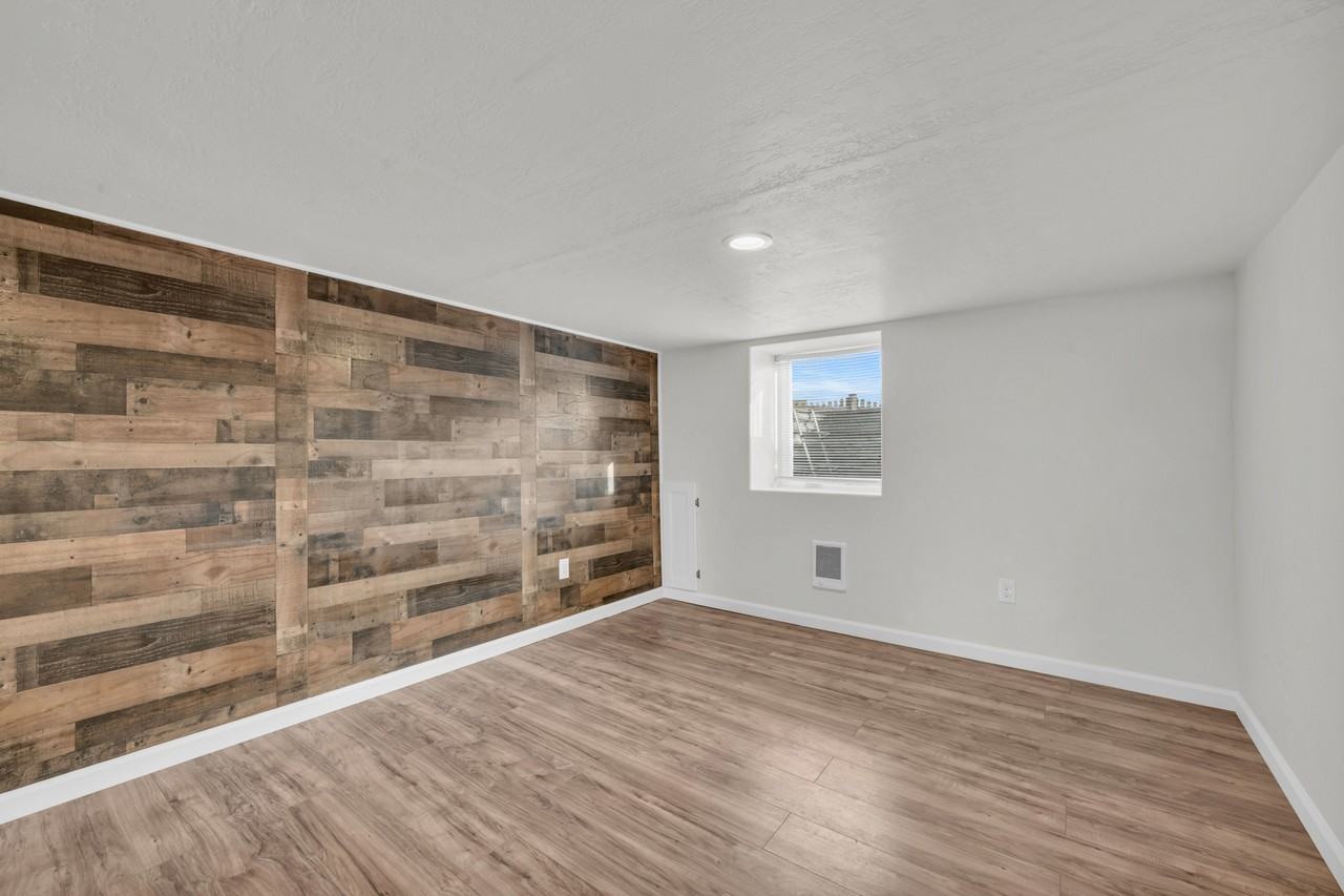 202 South Middleton Road Bottom #1 - Photo 6 of 11