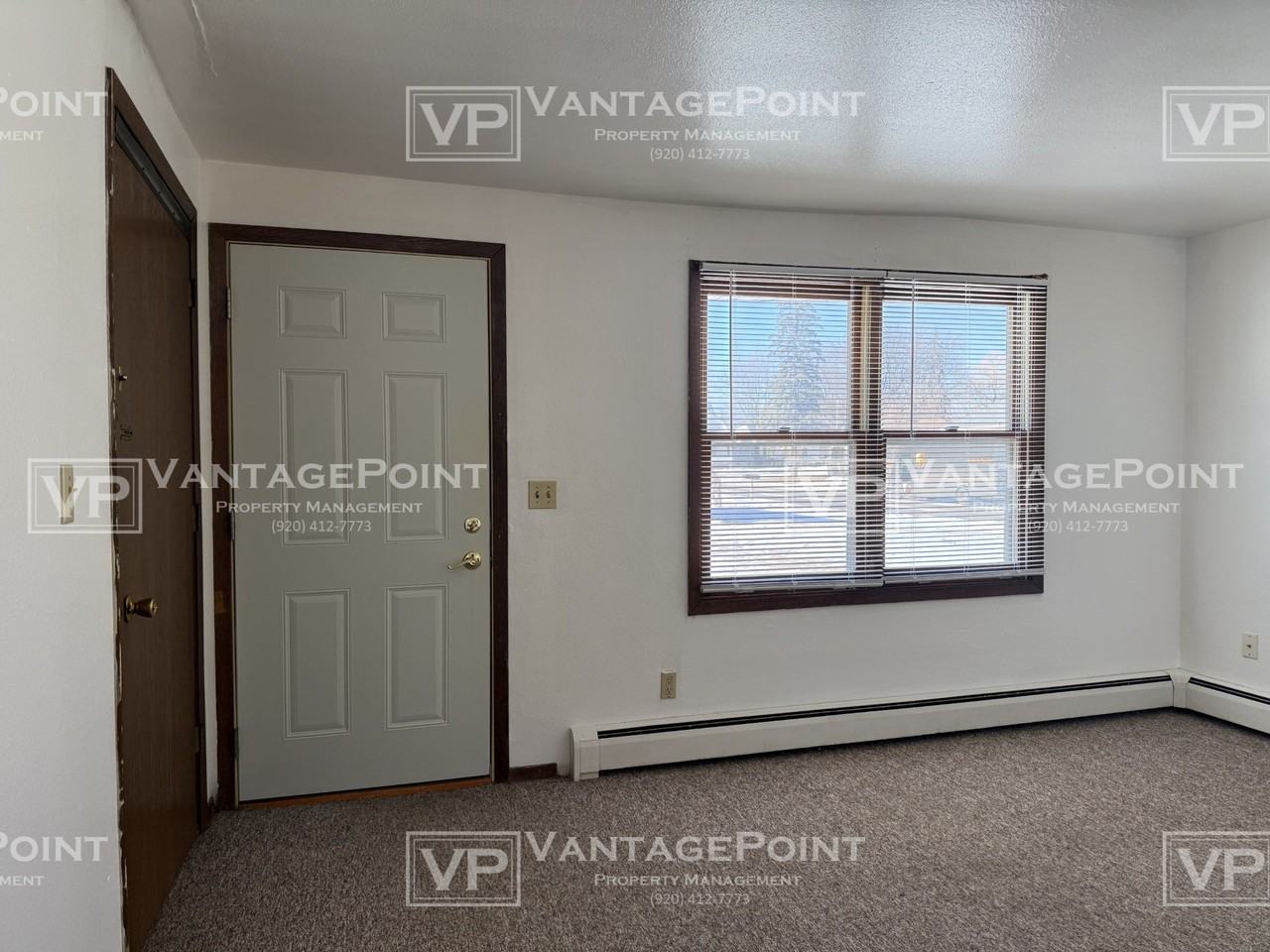 1554 Cass St #D - Photo 3 of 10