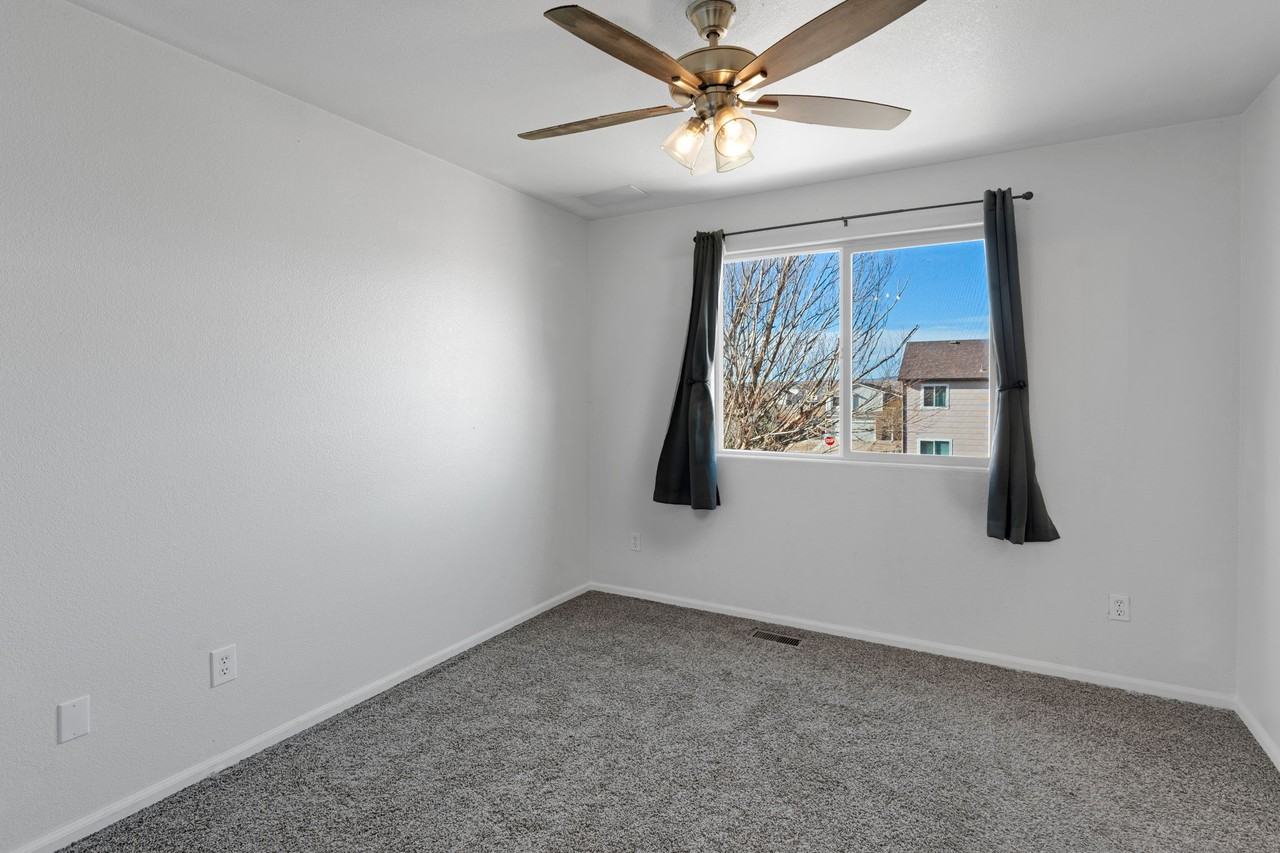 10994 Tidal Run Cir #1 - Photo 6 of 26