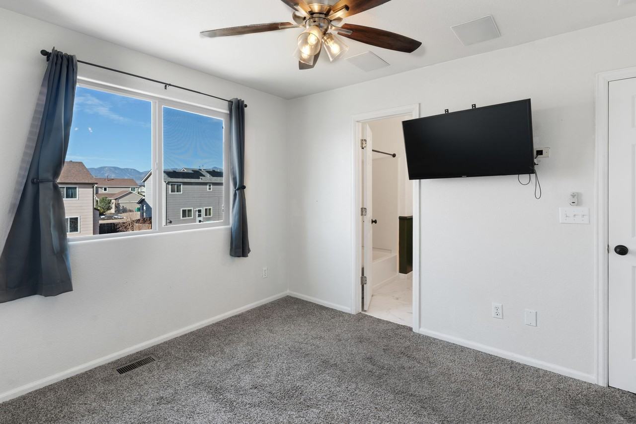 10994 Tidal Run Cir #1 - Photo 7 of 26