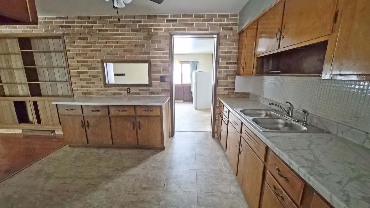 2689 Sierra Dr #1 - Photo 4 of 13