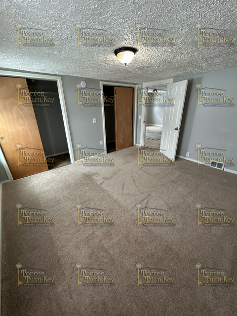 331 Portland Ave #UP - Photo 5 of 7