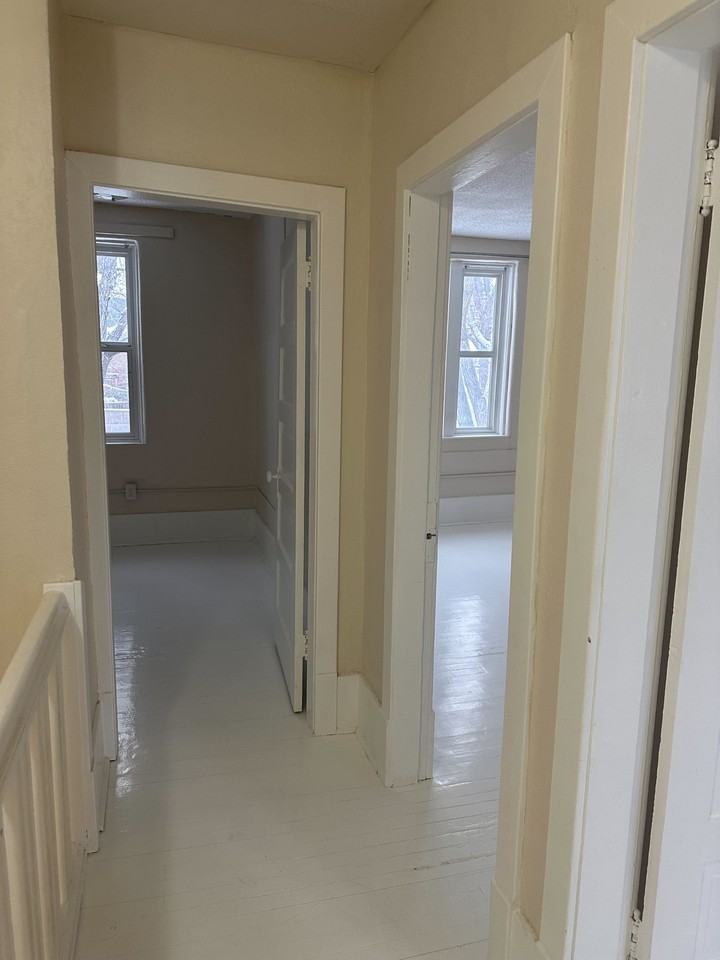 2014 Athol St #2014 - Photo 6 of 10