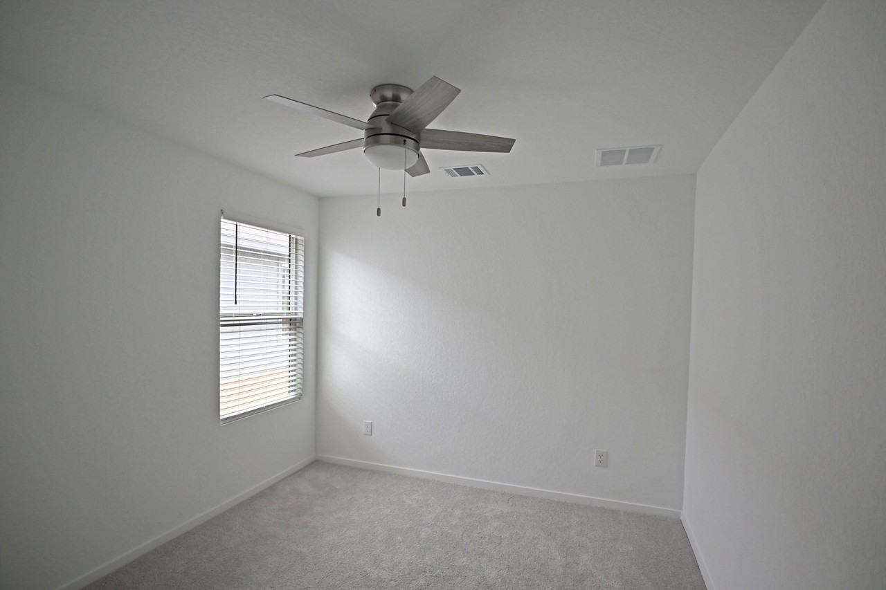 14605 Mudstone Pl #1 - Photo 5 of 35