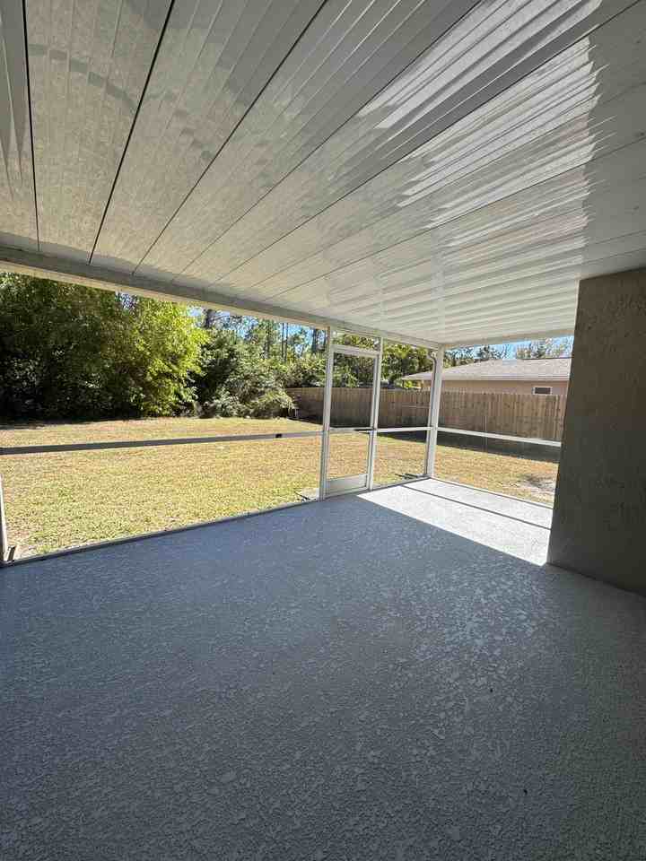 1221 Se 24th Ave #B - Photo 7 of 12