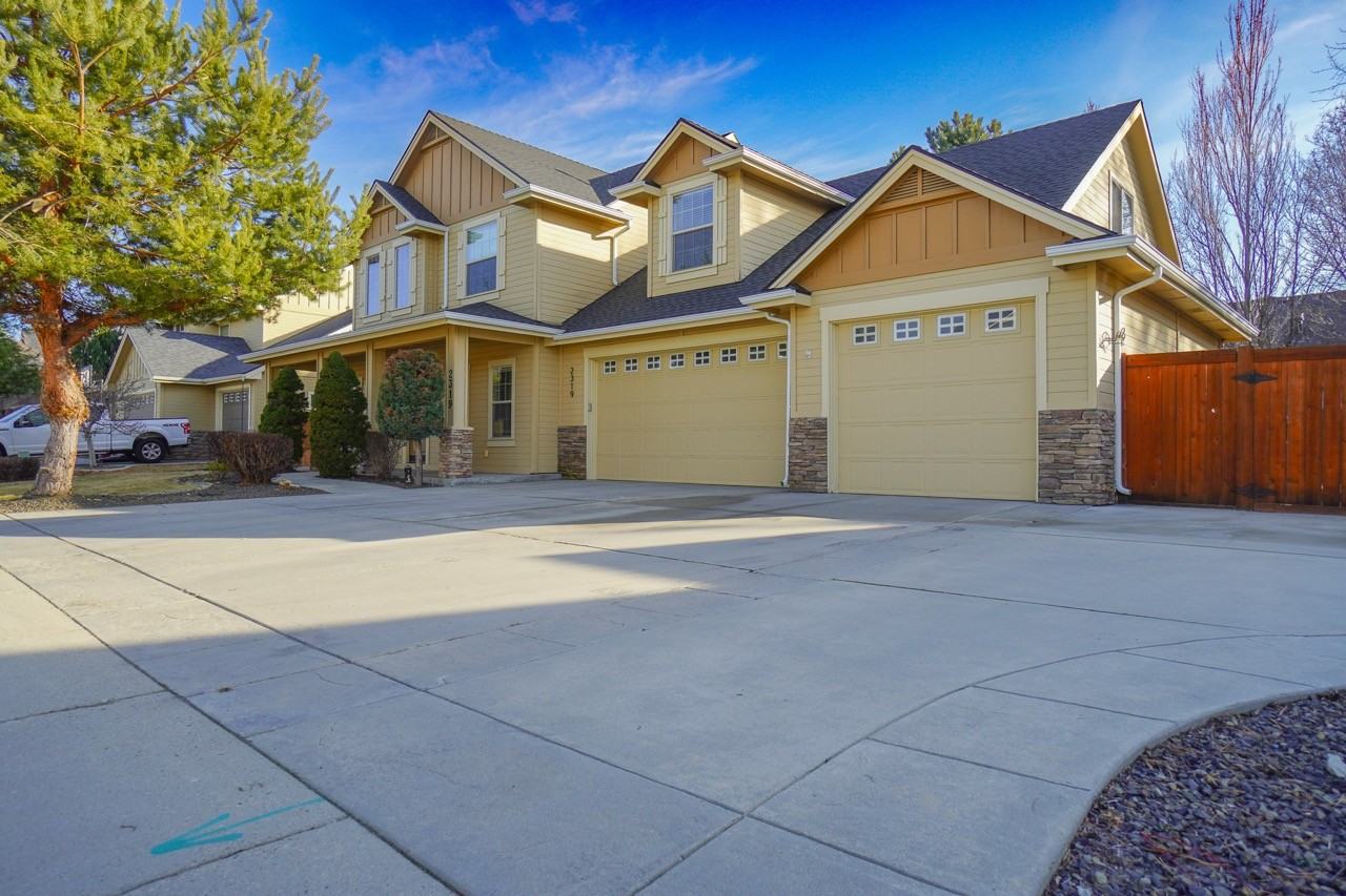 2319 E Challis St #1 - Photo 2 of 45