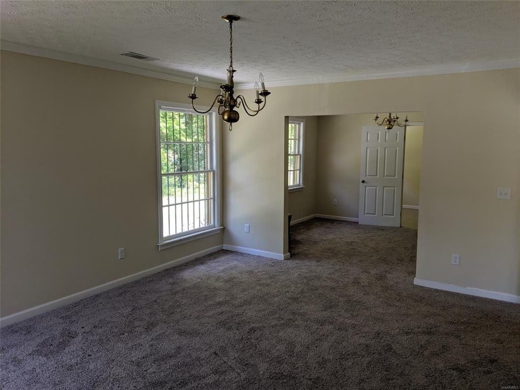 515 Briarcliff Rd #1 - Photo 3 of 11