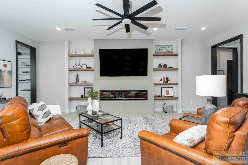 100 Torrey Pines Rd - Photo 7 of 50