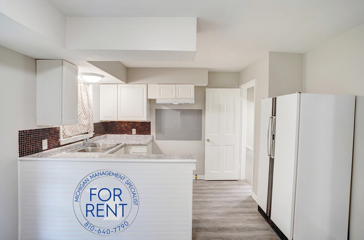 708 Fremont St #1 - Photo 5 of 50