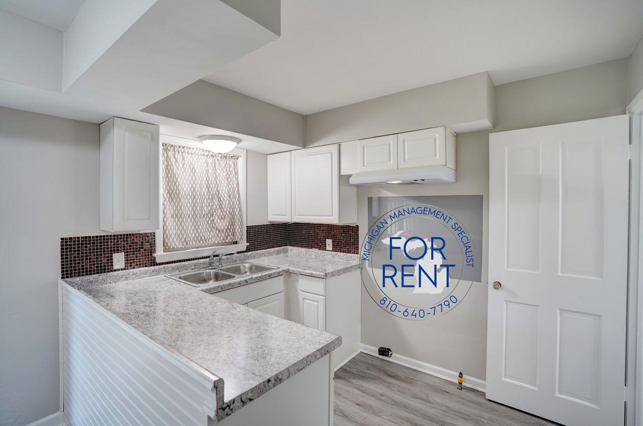 708 Fremont St #1 - Photo 7 of 50