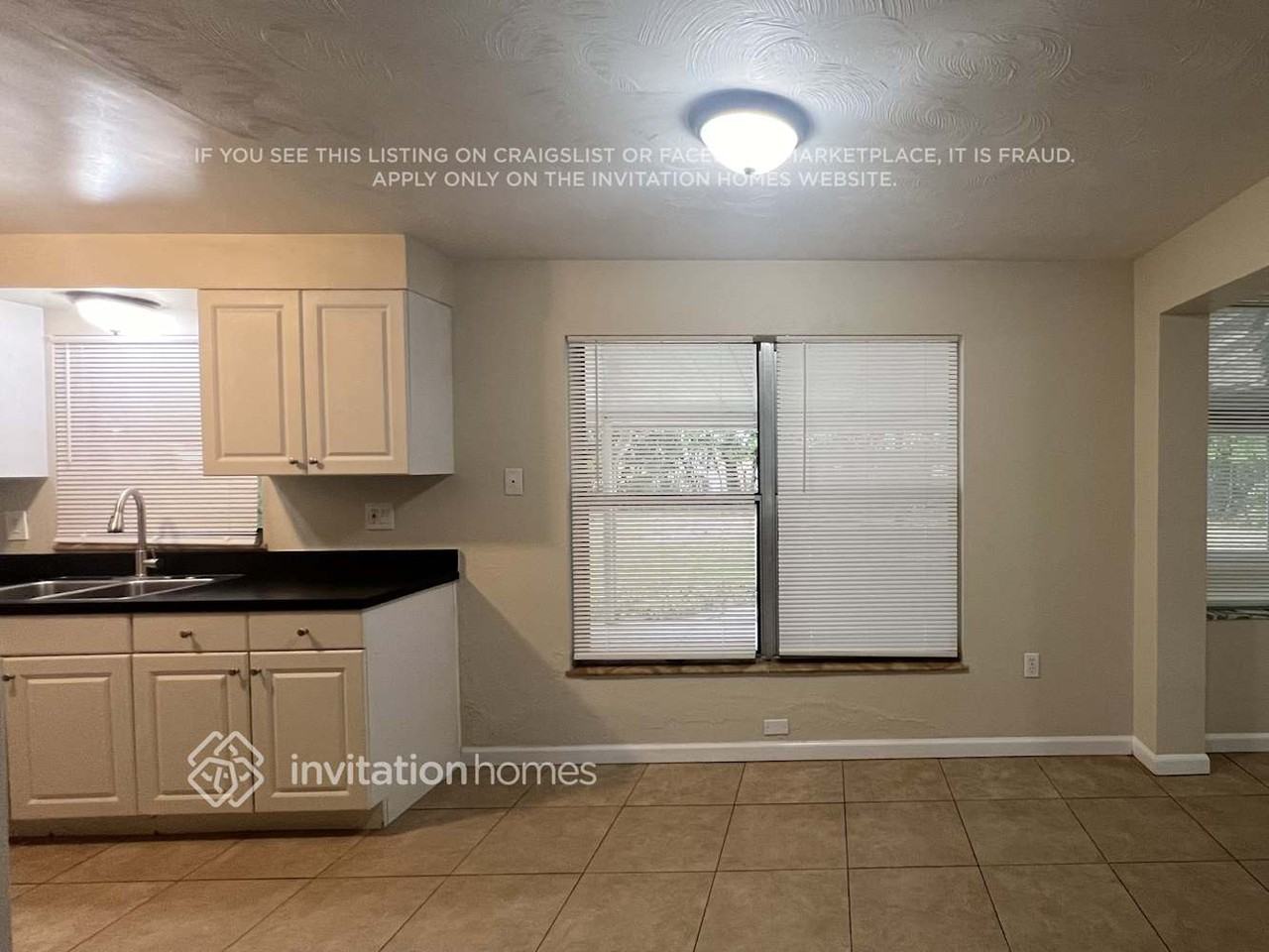 411 W Charlotte Ave - Photo 5 of 13