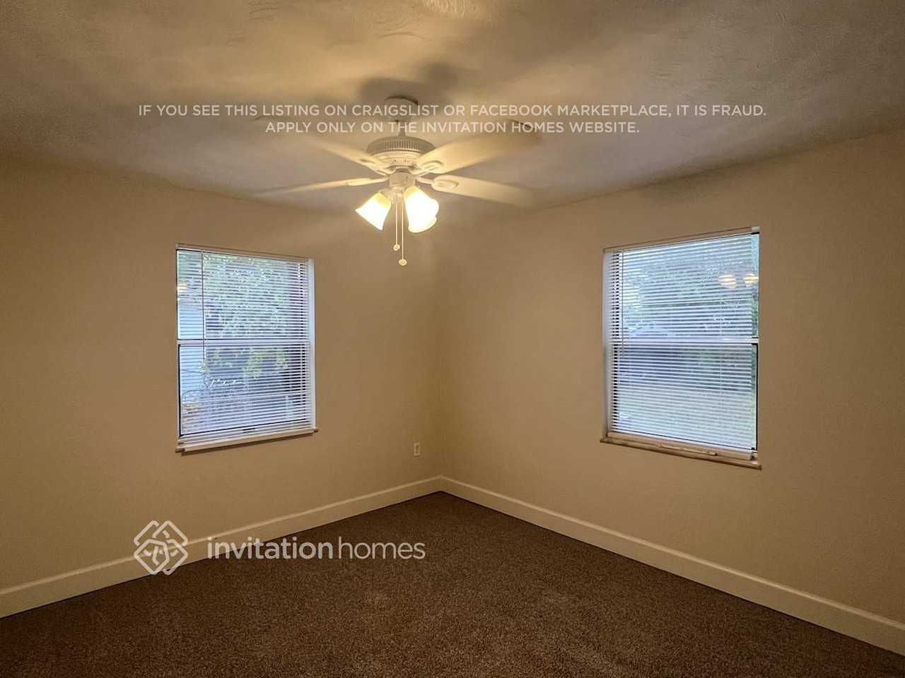 411 W Charlotte Ave - Photo 7 of 13