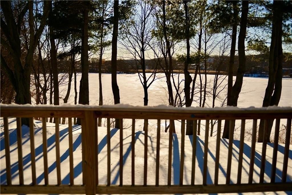 76 Batcheller Ave - Photo 4 of 18