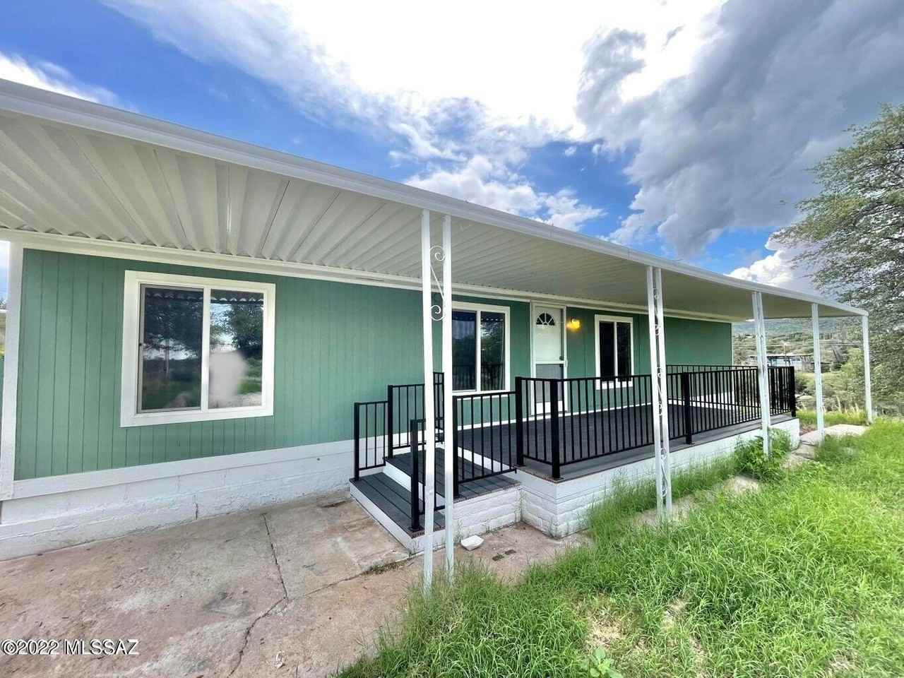 1551 N Sunset Point Dr - Photo 2 of 23