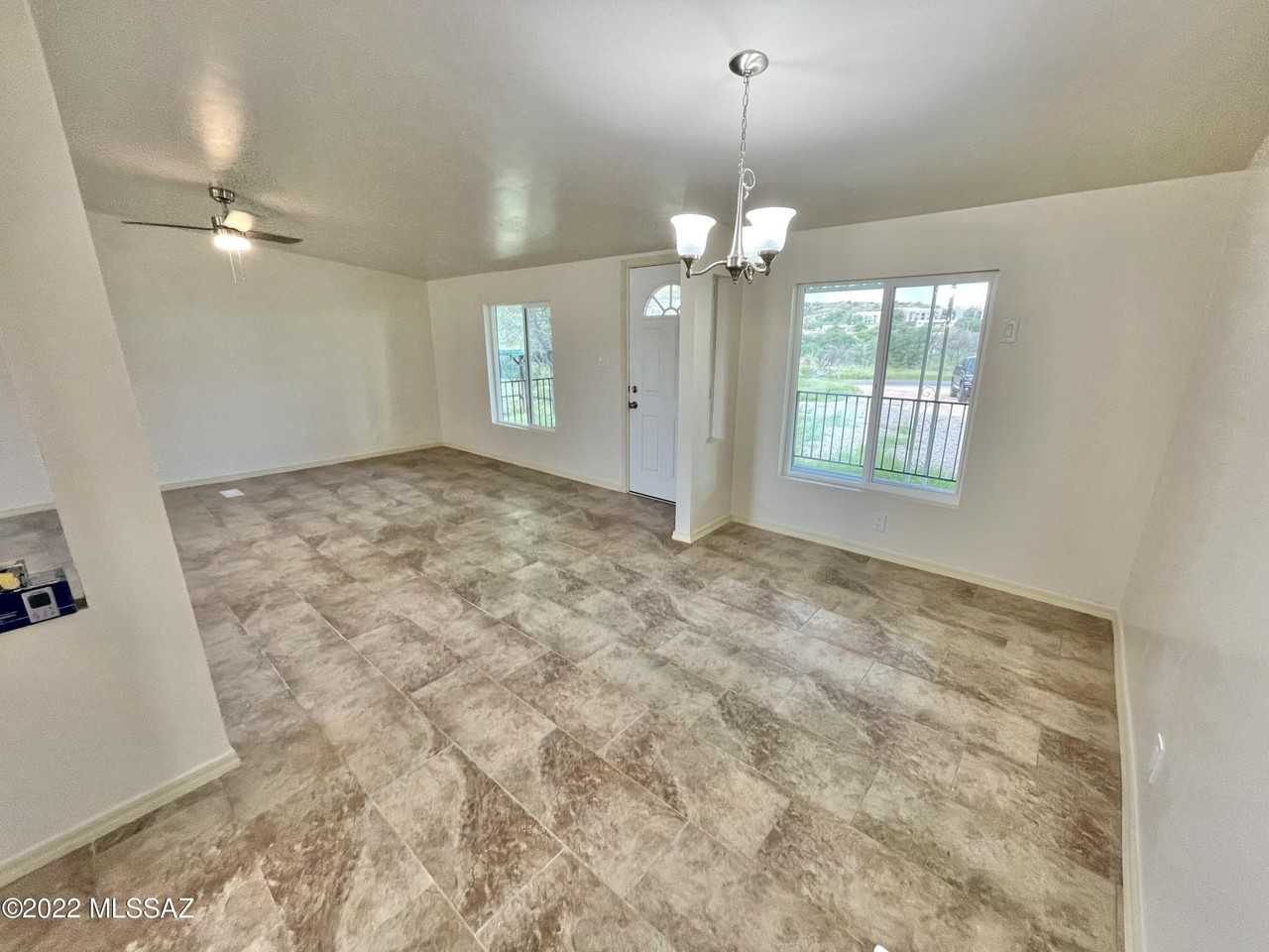 1551 N Sunset Point Dr - Photo 5 of 23