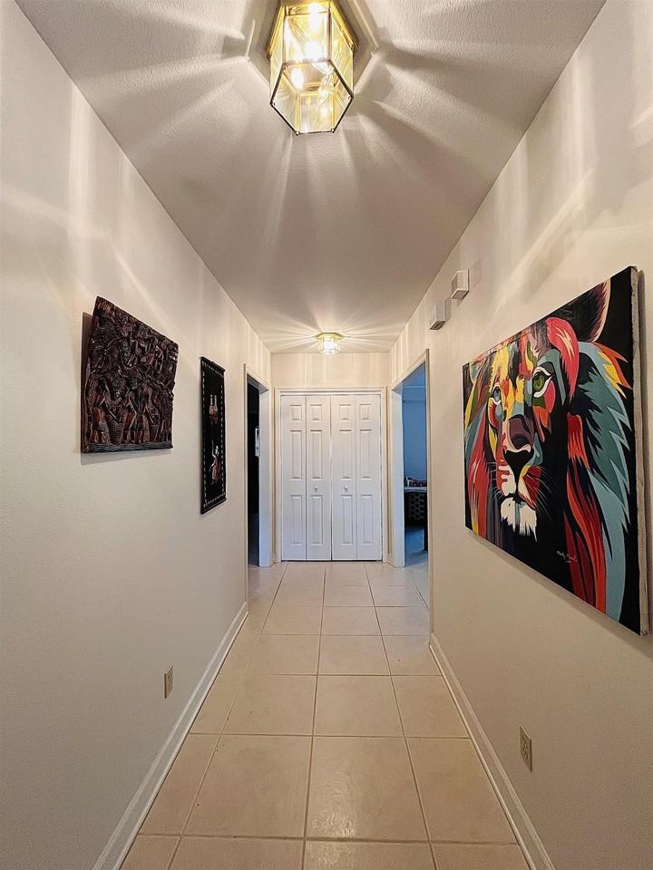 1000 Cherry Laurel St - Photo 3 of 19