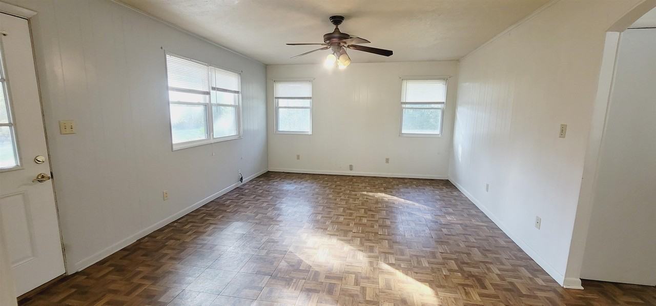 11 Trails End Rd - Photo 4 of 28