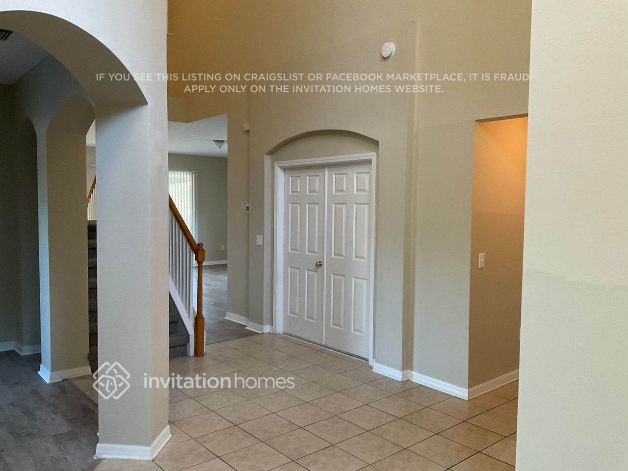 2711 Queen Alberta Dr - Photo 2 of 12