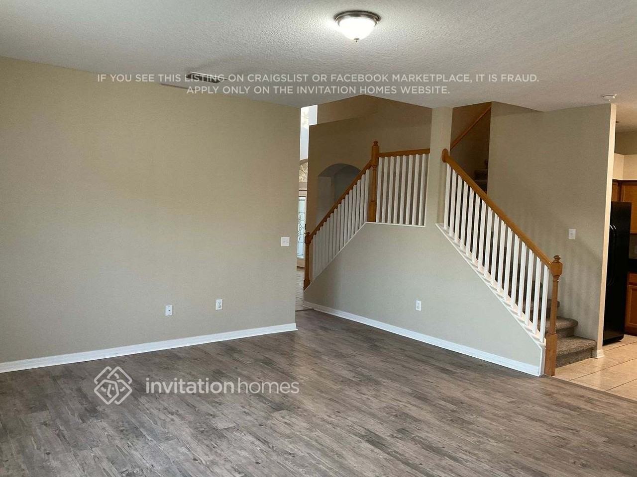 2711 Queen Alberta Dr - Photo 3 of 12