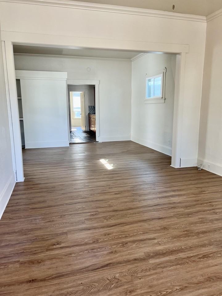 1024 8th Ave N #1 - Photo 2 of 14