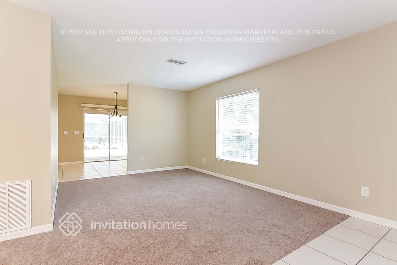 15123 Heronglen Dr - Photo 4 of 21