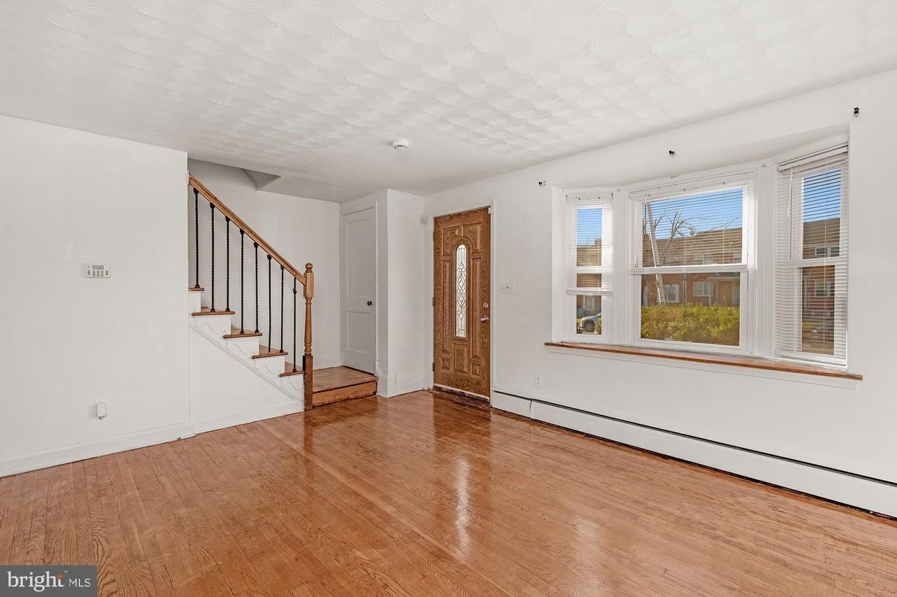 1908 E Belvedere Ave - Photo 3 of 15