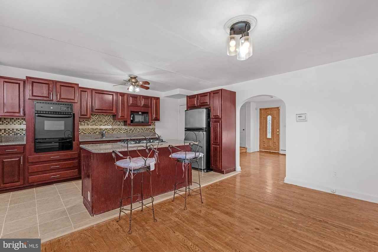 1908 E Belvedere Ave - Photo 7 of 15