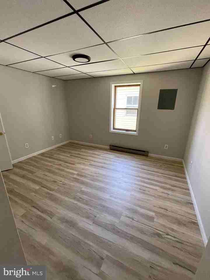 307 Willis St - Photo 4 of 9