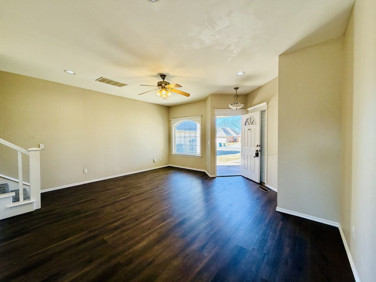 408 Sterling Pointe Way #1 - Photo 3 of 10