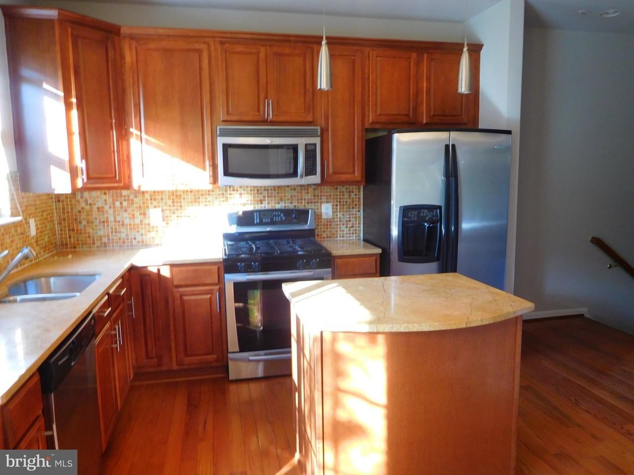 512 Garrett A Morgan Blvd - Photo 2 of 18