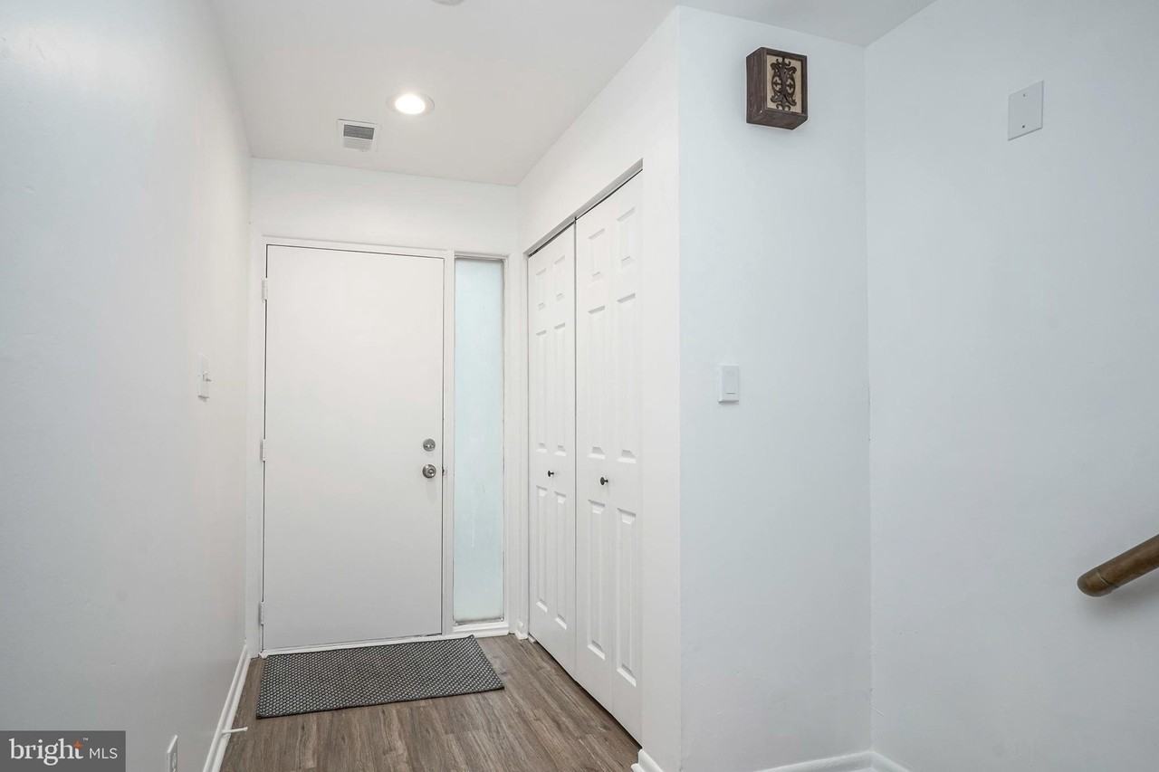 1155 Golden Pond Ct - Photo 4 of 39